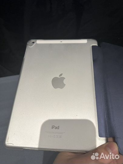 Планшет apple iPad air 4