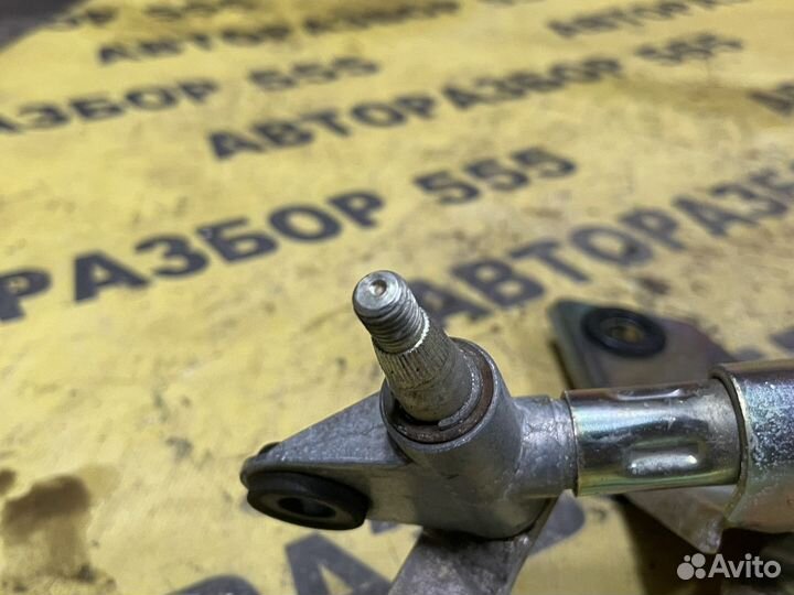 Трапеция стеклоочистителя LADA Priora