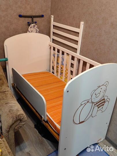 Детская кроватка
