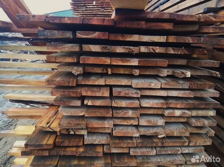 Сосновые доски, прекрасное сочетание красоты и функциональности