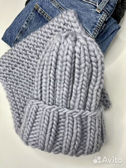 Шапка ручной работы из перуанской шерсти