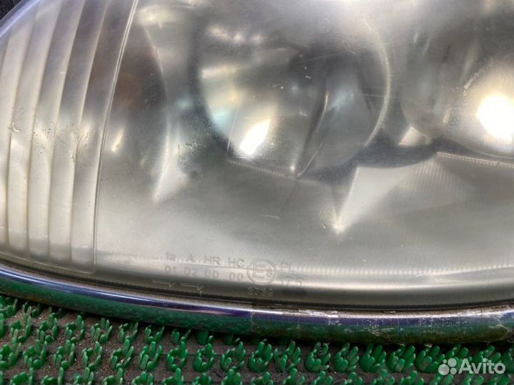 Фара передняя левая Газ Волга 31105 31105 2002