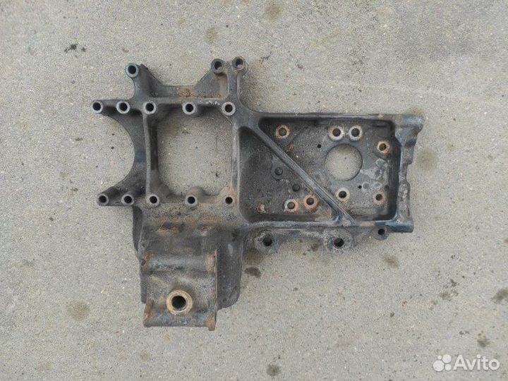 Кронштейн рессоры передний левый Man Tgx