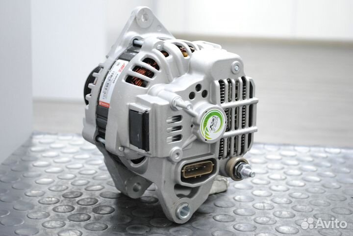 Генератор Renault Premium, Kerax новый 90А