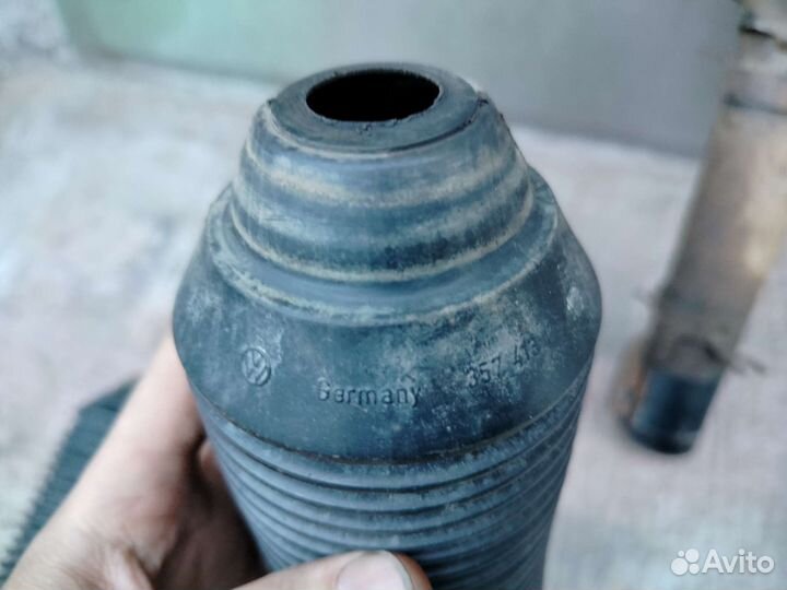 Передние амортизаторы