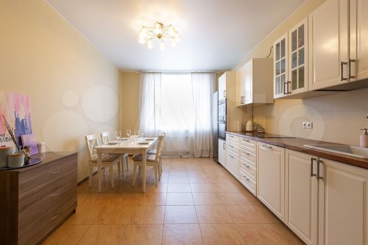 2-к. квартира, 77,6 м², 3/10 эт.