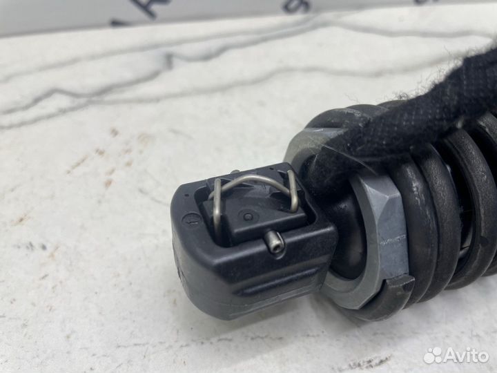 Привод багажника правый Bmw F01 F02