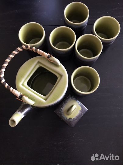 Чайник со стаканчиками