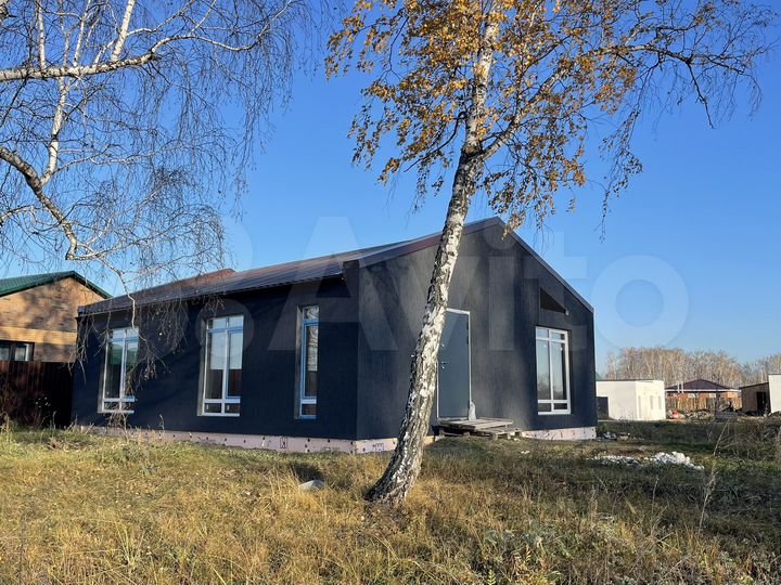 Коттедж 85 м² на участке 9 сот.