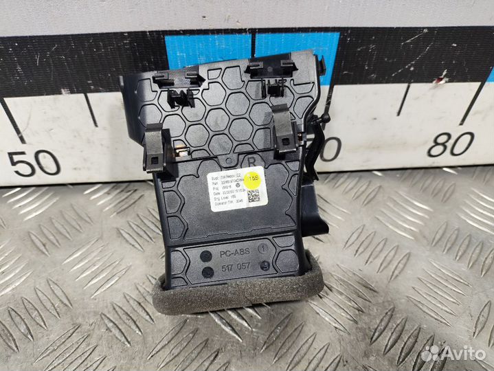 Б/У Дефлектор воздушный правый VW T-Cross#001