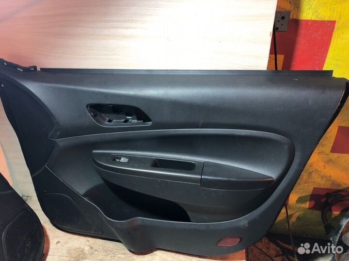 Обшивка двери Geely Gc6 MR479QN 2014