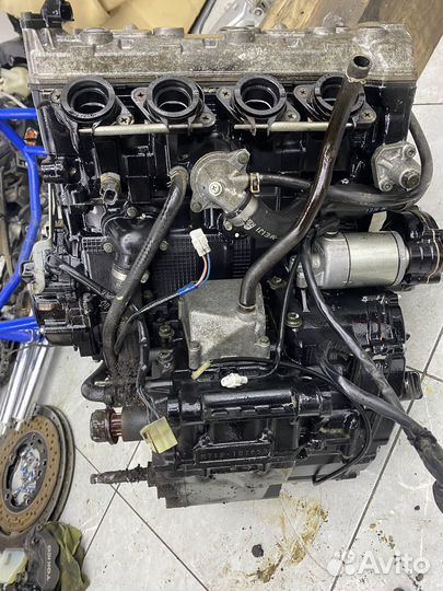 Двигатель suzuki gsr400