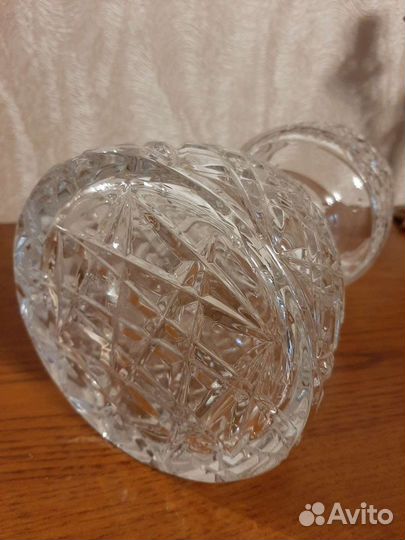 Ваза хрустальная 