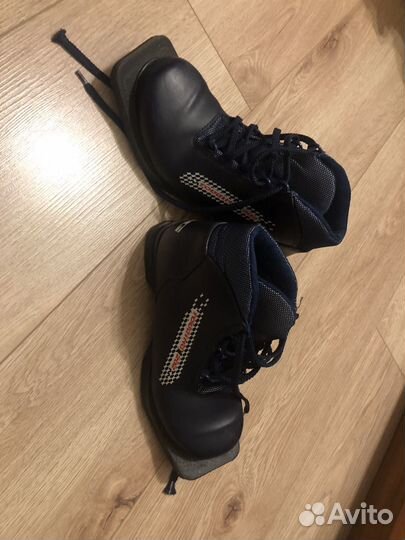 Лыжные ботинки 36 размер
