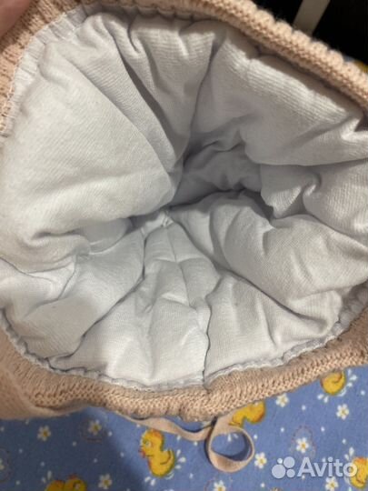 Шапки на девочку новые (зима)