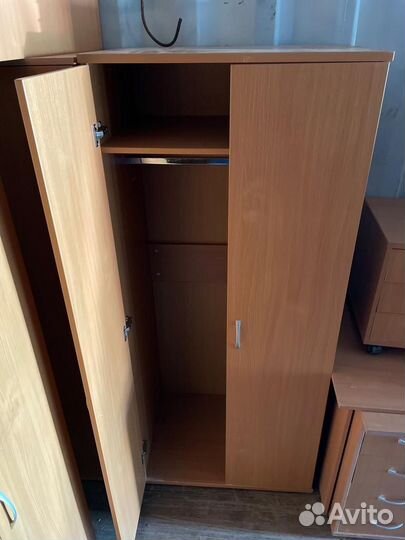 Офисная мебель бу