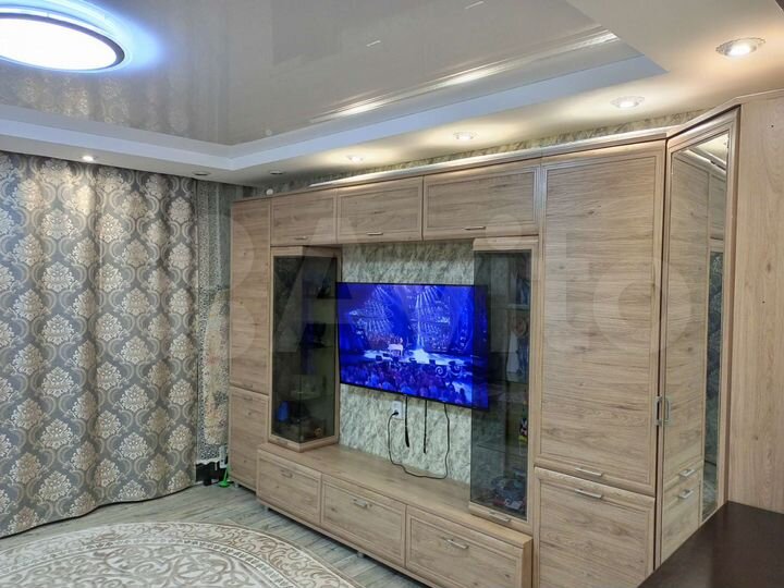 2-к. квартира, 52 м², 1/5 эт.