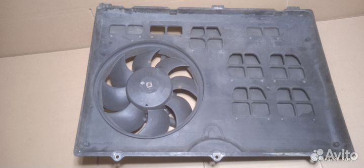 Вентилятор радиатора Audi 100c4