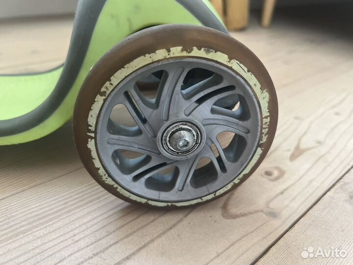 Самокат трехколесный Globber