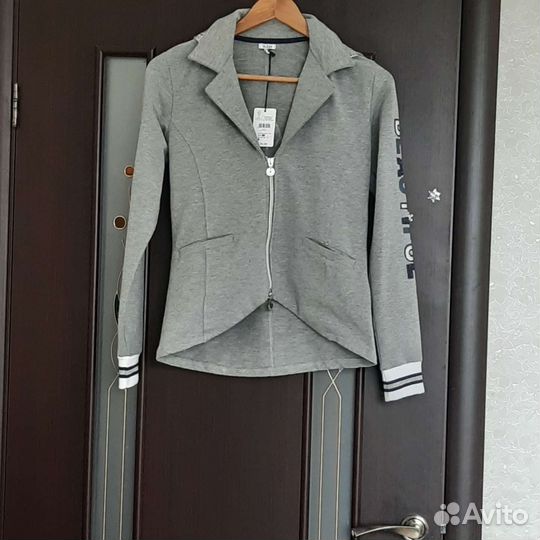 Спортивный жакет Blukids 158-164 плюс кепка