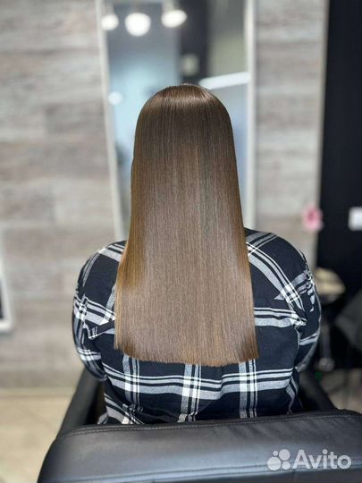 Кератиновое выпрямление волос