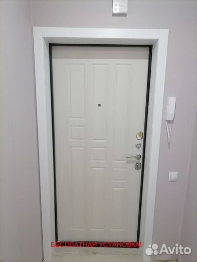 Толстая входная дверь с отличной шумоизоляцией