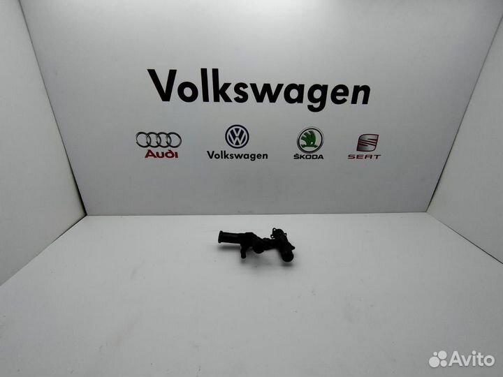 Корпус термостата в сборе VAG 04L121026AH