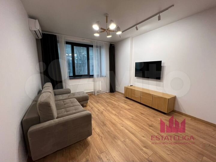 2-к. квартира, 86 м², 6/17 эт.