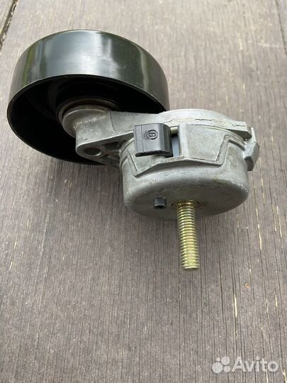 Натяжитель ремня Chrysler Voyager, Dodge Caravan