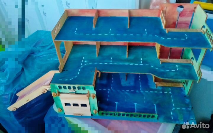 Парковка - гараж для машинок