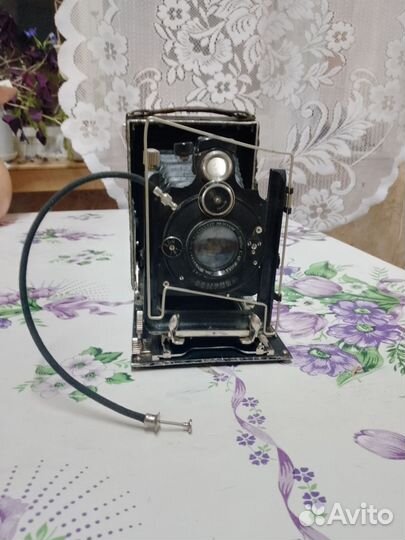 Старинные камеры