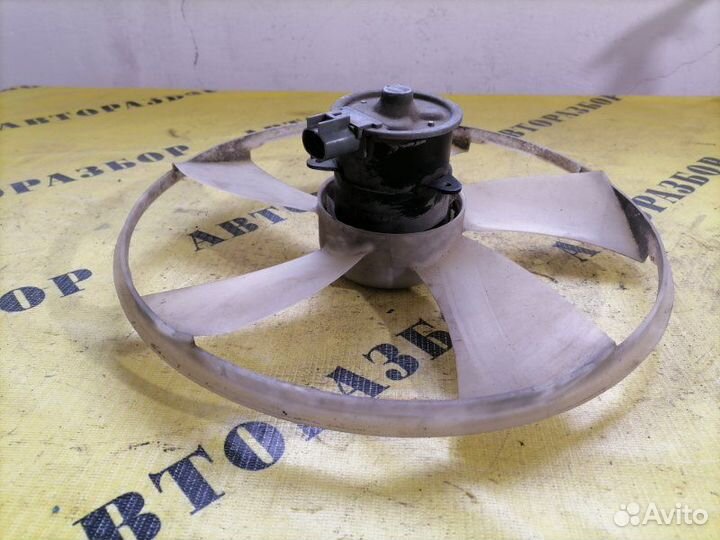 Вентилятор радиатора Toyota Rav4 40 2013-2019