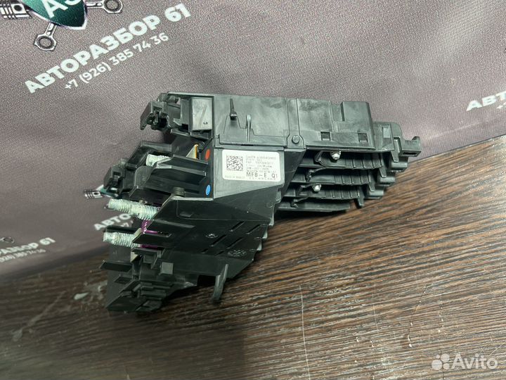 Блок предохранителей Mercedes W166