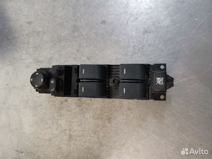 Блок управления стеклоподъемниками Mazda 6 GH