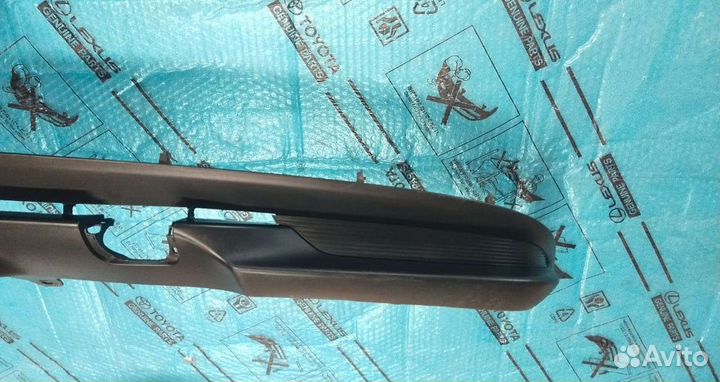 Накладка бампера Лексус GS F sport 12-15