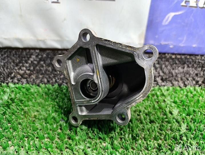 Корпус термостата Nissan Pathfinder