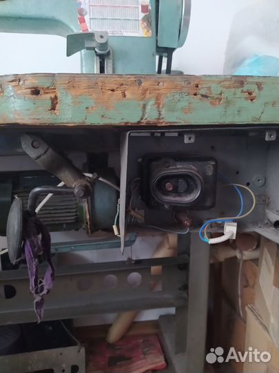 Промышленная швейная машина 1022кл