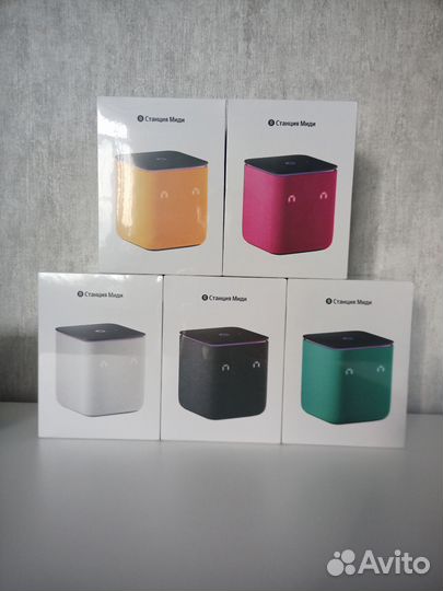 Умная колонка Яндекс Станция Миди Алиса