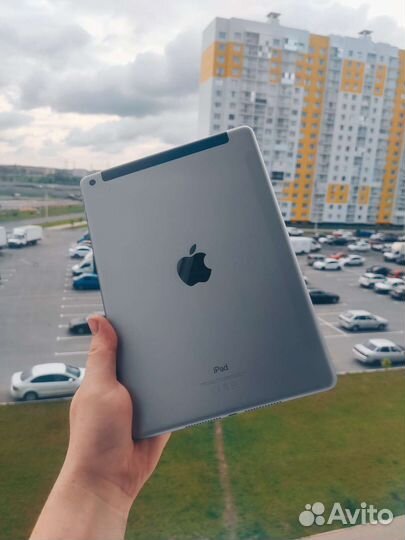 iPad 5 2017 Cellular с симкой батарея 90