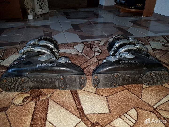 Ботинки для горных лыж