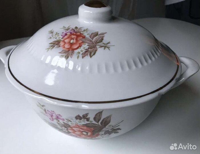 Фарфоровая супница, фз Пролетарий