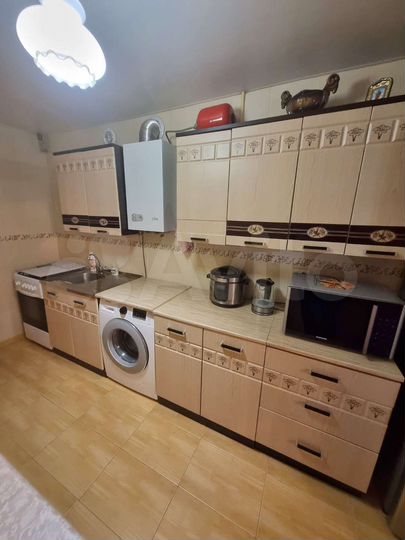 3-к. квартира, 80 м², 1/2 эт.