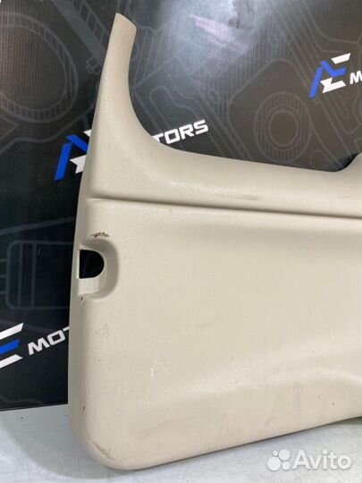 Обшивка двери багажника Chevrolet Trailblazer