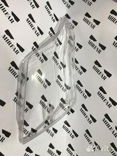 Левое стекло фары Cadillac SRX 2 2009-2016