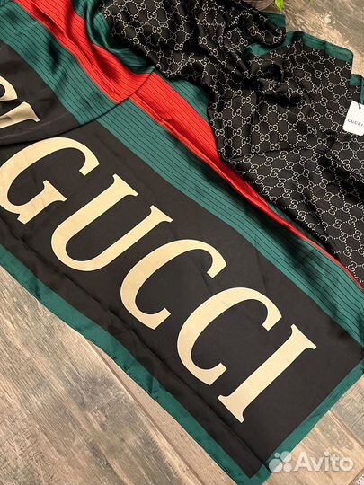 Шелковый легкий палантин платок Gucci черный