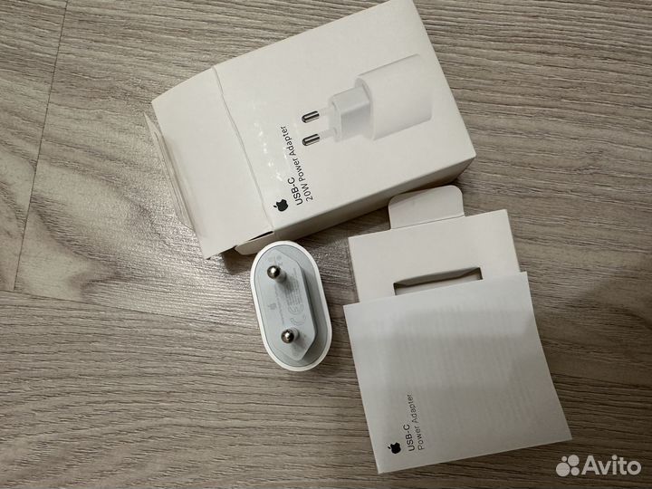 Адаптер/блок быстрой зарядки для iPhone Type-C 20w