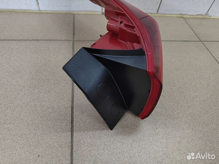 Фонарь наружный правый LED Hyundai Santa Fe 4 TM