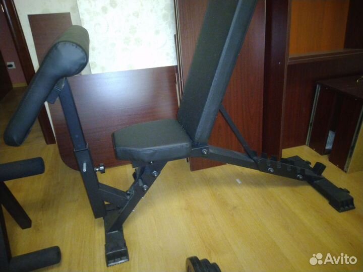 Скамья для жима и пресса со стойками