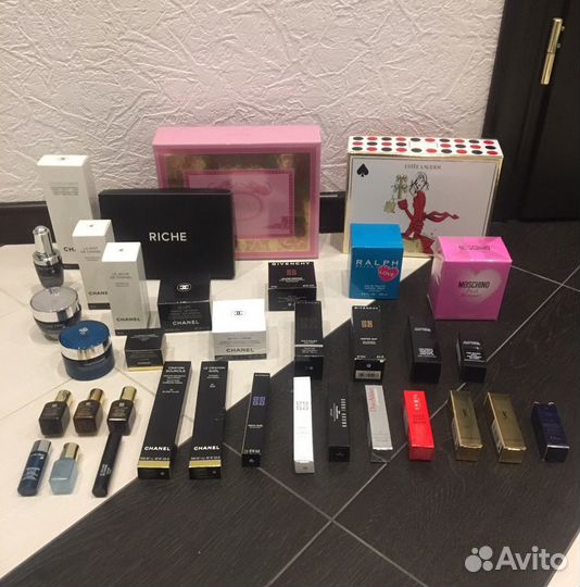 Коробочки из под брендовой косметики и парфюмерии