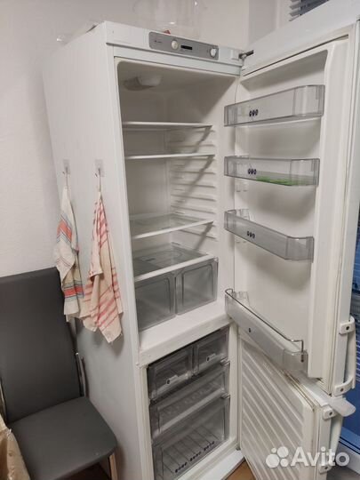 Холодильник на запчасти